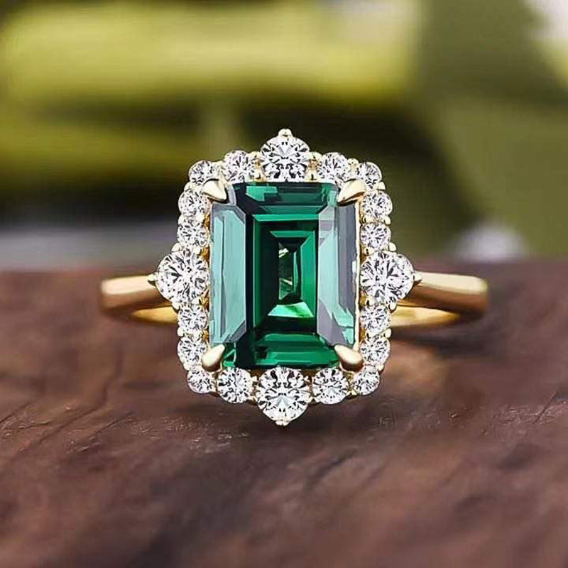 Émeraude Royale - Bague Élégante
