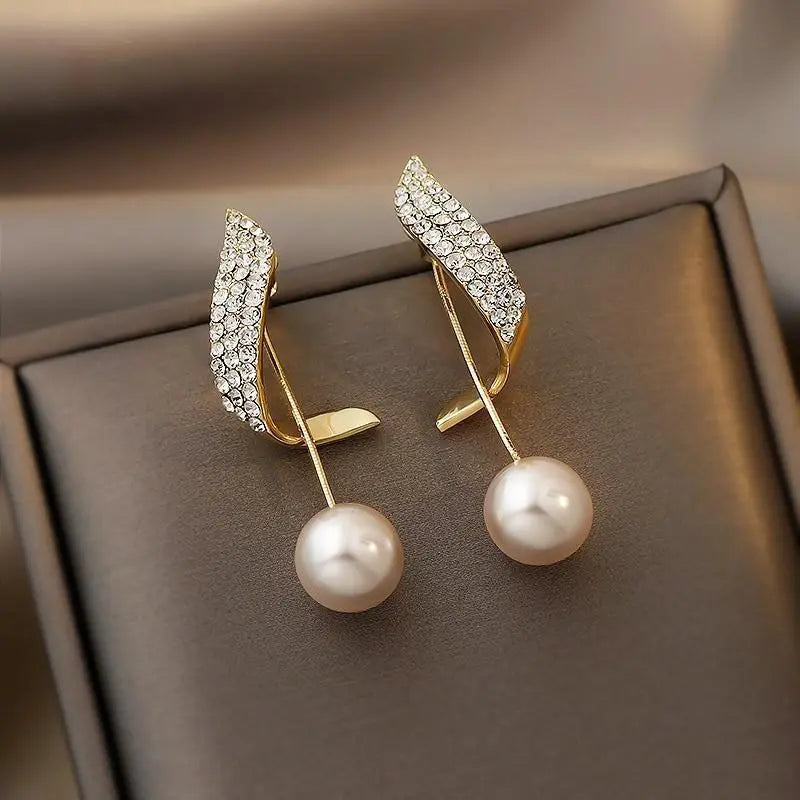 Boucles d'Oreilles en Or ornées de Perles