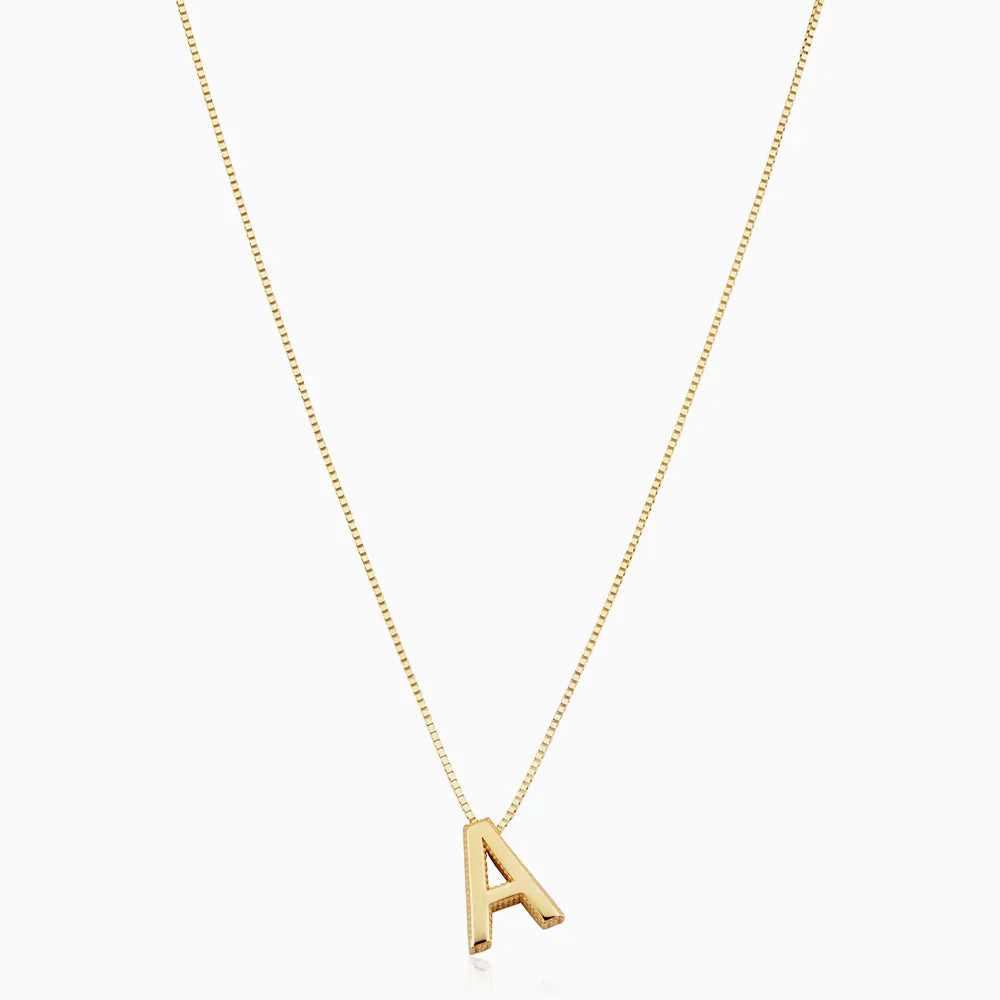 Collier en Or avec Initiale Amoureuse