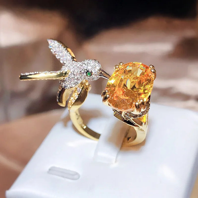 Bague ajustable avec gemme Colibri – Zircon, plaqué or 14 carats