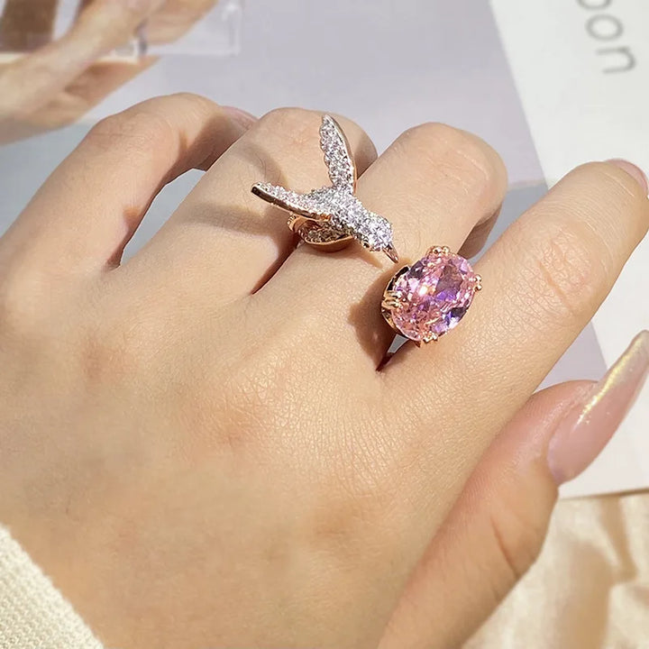 Bague ajustable avec gemme Colibri – Zircon, plaqué or 14 carats