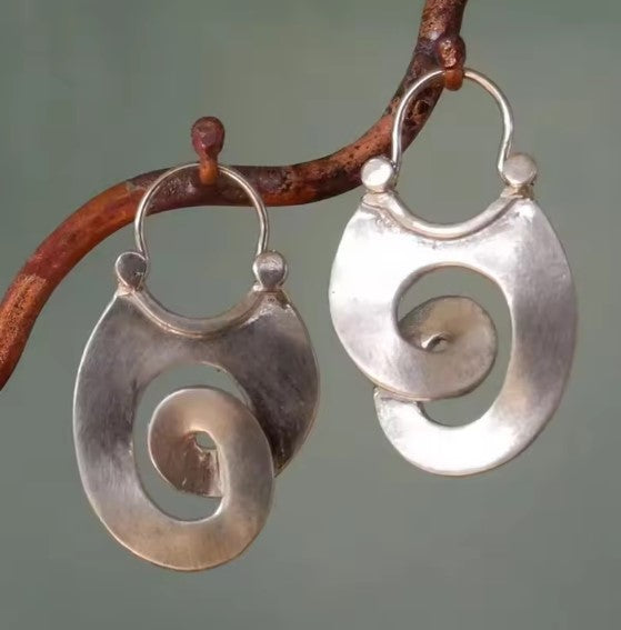 Boucles d'oreilles en Argent Vintage avec Design en Spirale